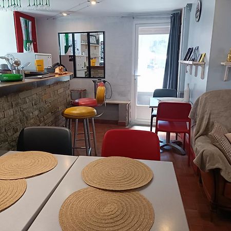 Le Bouddha Besse Bed and Breakfast Eksteriør billede