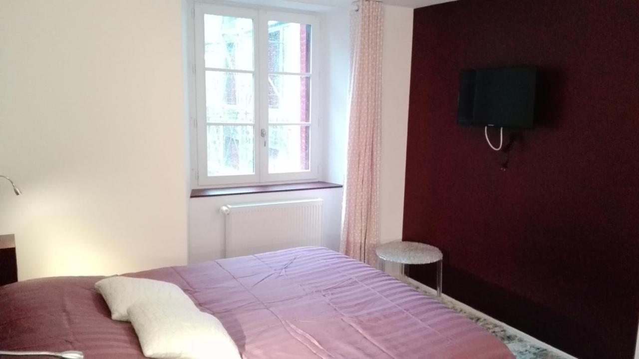Le Bouddha Besse Bed and Breakfast Eksteriør billede