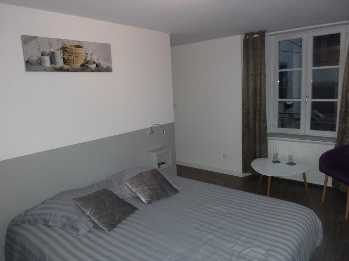 Le Bouddha Besse Bed and Breakfast Eksteriør billede